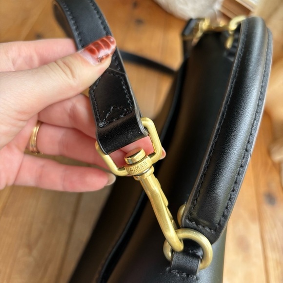 Aimee Kestenberg Leopard Print Crossbody Bag - Picture 3 of 10